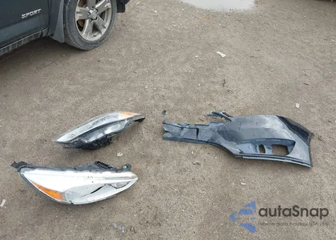 2018 Ford Focus Titanium from USA, damaged, VIN 1FADP3N22JL283337